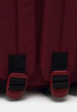 Ellesse ARORA BACKPACK AND WATER BOTTLE SET UNISEX - Sac à Dos - Burgundy -Ellesse Boutique 0e3c89754d214fb5b8971af0d235a589