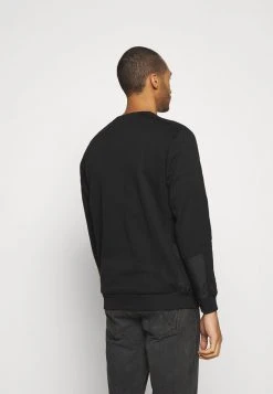 Ellesse RISER - Sweatshirt - Black -Ellesse Boutique 1aef193f71e04b3f9f4ea2be44c45b3b