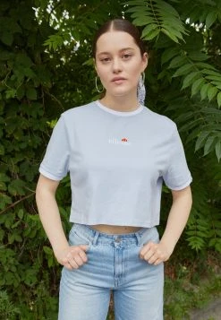 Ellesse DERLA CROP - T-shirt Basique - Light Blue 12 Ellesse DERLA CROP - T-shirt Basique - Light Blue -Ellesse Boutique 23f46a01f017496487df4aa17ab38570