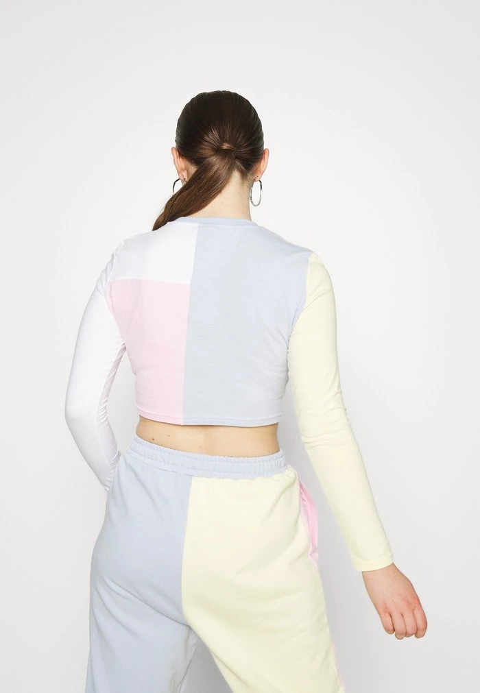 Ellesse POMERIGGIO CROP - T-shirt à Manches Longues - Multi 4 Ellesse POMERIGGIO CROP - T-shirt à Manches Longues - Multi – Image 4