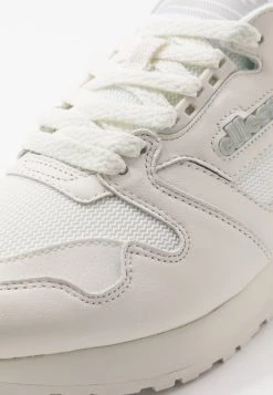 Ellesse 147 - Baskets Basses - White -Ellesse Boutique 49e7abe4d9e541cfb05effe5c4e47d57