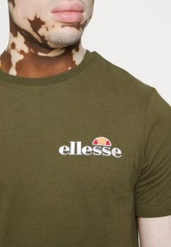 Ellesse VOODOO - T-shirt Imprimé - Khaki -Ellesse Boutique 4ffe48cb4cf54d2abf91d2edef30bf1f