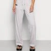 Ellesse INDIA PANT - Pantalon De Survêtement - Light Grey