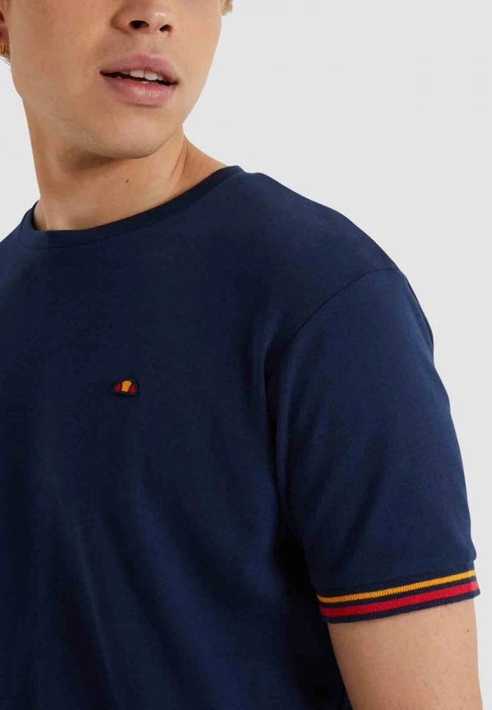 Ellesse TOWERS - T-shirt Basique - Blue 4 Ellesse TOWERS - T-shirt Basique - Blue – Image 4