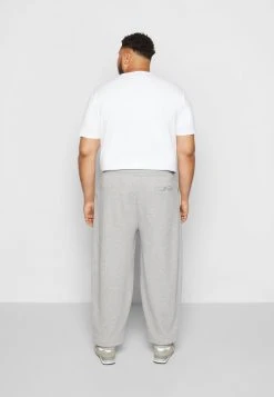 Ellesse NIORO PANT - Pantalon De Survêtement - Grey -Ellesse Boutique 73772b44daae437a8320af5cc5bbad7b