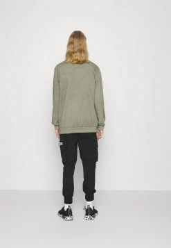 Ellesse CALENDULA - Sweatshirt - Khaki -Ellesse Boutique 8055c26b57dc4a9bb37f950bfa1012ce