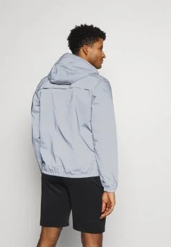 Ellesse CESANET JACKET - Veste De Survêtement - Silver -Ellesse Boutique 92ffe0e96d0949e7a94c3c06c6eec055