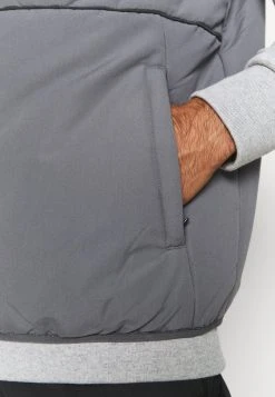 Ellesse JUNERO WATER REACTIVE GILET - Veste Sans Manches - Dark Grey -Ellesse Boutique 9d6c5d953ad34950bd17bfc3f28b5fcc