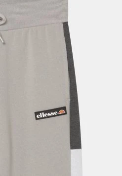 Ellesse QUATRO - Pantalon De Survêtement - Light Grey -Ellesse Boutique aae90650b79b4f51a97f8b4fb681612b