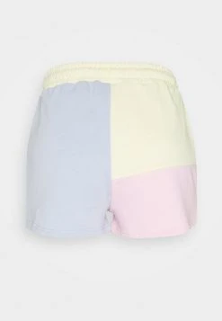 Ellesse SERA - Short - Multi -Ellesse Boutique afca773f079a4802967f29cad68a4a7a