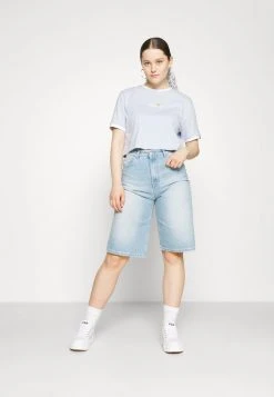 Ellesse DERLA CROP - T-shirt Basique - Light Blue 14 Ellesse DERLA CROP - T-shirt Basique - Light Blue -Ellesse Boutique b86dbca19cb7468abaf0217f9e6dc5b2