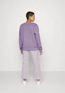 Ellesse SAPPAN - Sweatshirt - Purple -Ellesse Boutique e16f1e6fd28946a6bd211ada6426ba3c
