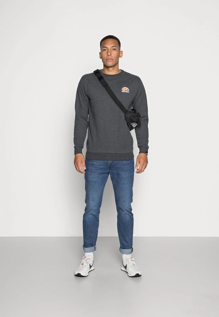 Ellesse DIVERIA - Sweatshirt - Dark Grey 2 Ellesse DIVERIA - Sweatshirt - Dark Grey – Image 2