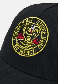 Ellesse LONZA TRUCKER UNISEX - Casquette - Black -Ellesse Boutique ee74fd09b74640e59efa4cd6dce5551a