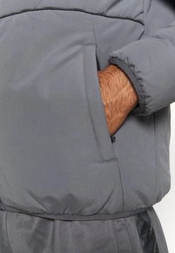 Ellesse ORELLIO WATER REACTIVE PADDEDJACKET - Veste De Survêtement - Dark Grey -Ellesse Boutique f987c21f486d4490825fc47b52283bc1