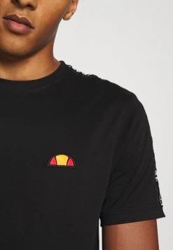 Ellesse FEDE TEE - T-shirt Imprimé - Black 13 Ellesse FEDE TEE - T-shirt Imprimé - Black -Ellesse Boutique fca5835eb984435195c7f0912fa63240