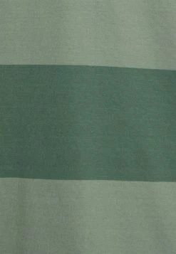 Ellesse ANINE DRESS - Robe Chemise - Green -Ellesse Boutique fe5f005b8f1b42de8dc2135ea0fad61f